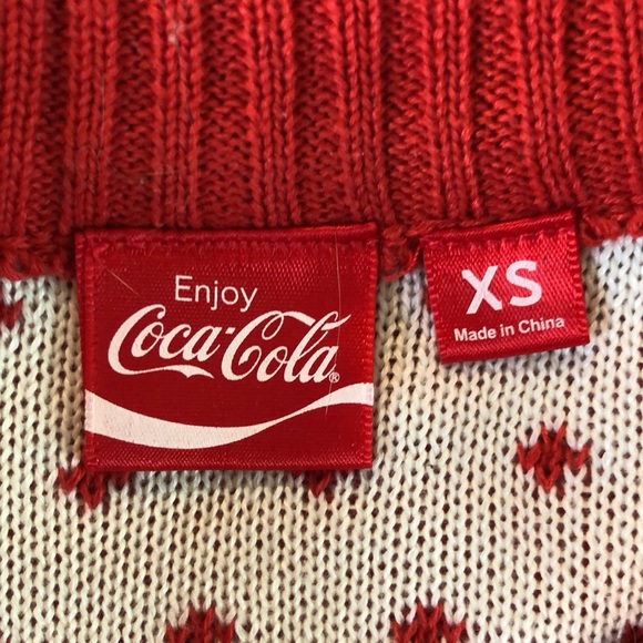 COCA COLA Size XS Snow Polarbear Sweater Cozy ChristmasTree Coke Drinking $69NEW - Picture 13 of 16